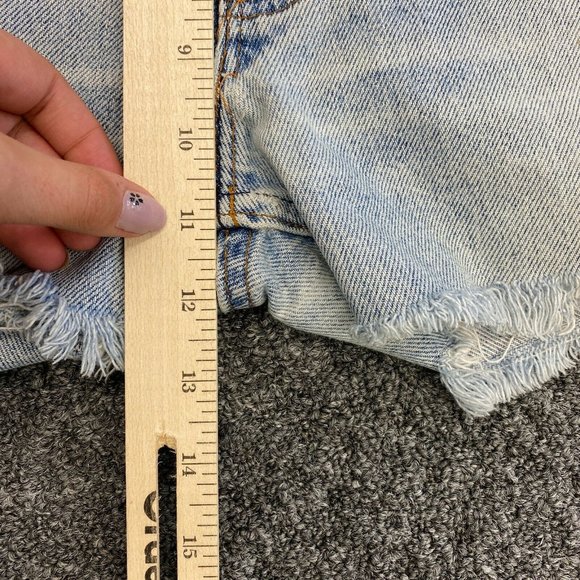 70's Orange Tab Levi's Cutoff Jean Shorts Size 32 Vintage High Rise Light Denim - Picture 10 of 11